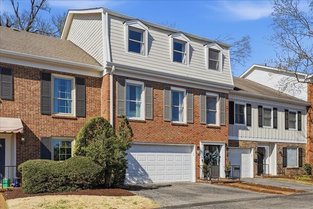 128 Jefferson Sq, Nashville, TN 37215