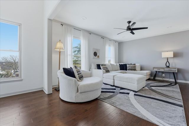 128 Jefferson Sq, Nashville, TN 37215