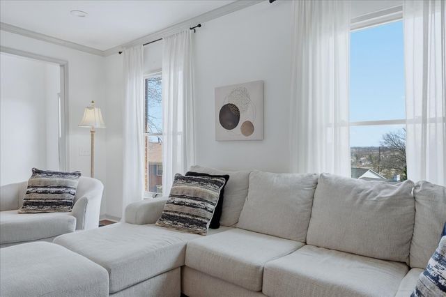 128 Jefferson Sq, Nashville, TN 37215