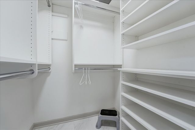 128 Jefferson Sq, Nashville, TN 37215