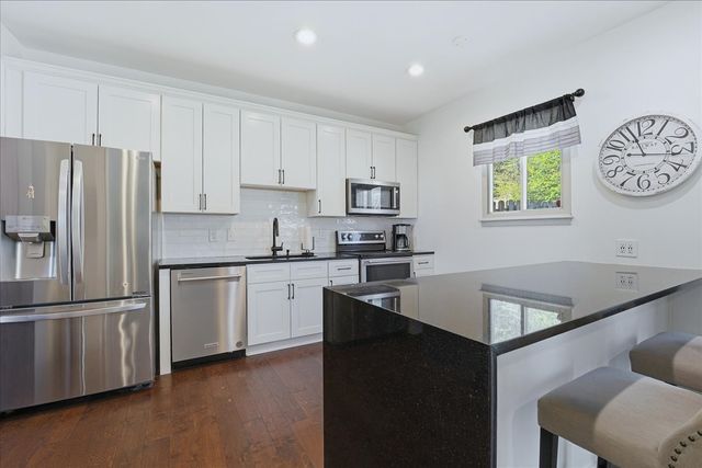 128 Jefferson Sq, Nashville, TN 37215