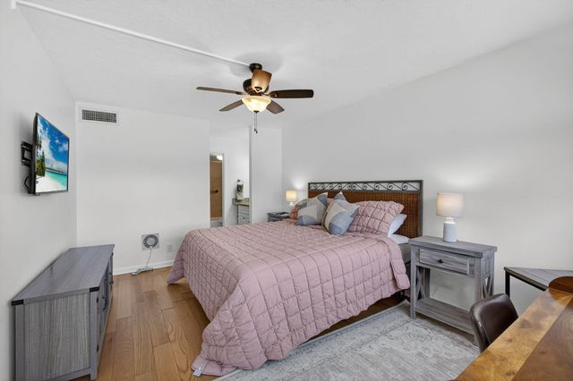 12790 Briarlake Drive 103, Palm Beach Gardens, FL 33418