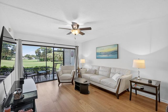 12790 Briarlake Drive 103, Palm Beach Gardens, FL 33418
