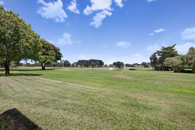 12790 Briarlake Drive 103, Palm Beach Gardens, FL 33418