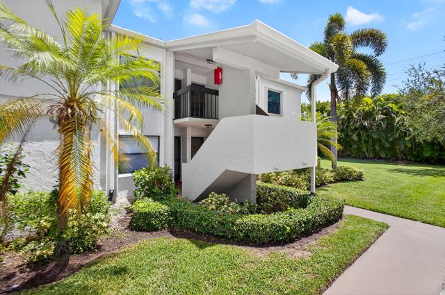 12790 Briarlake Drive 103, Palm Beach Gardens, FL 33418
