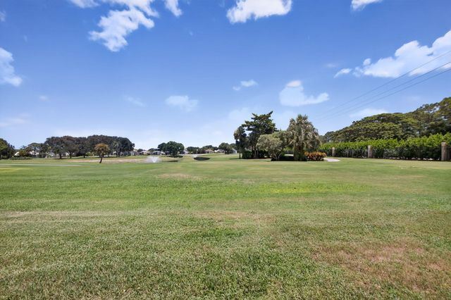 12790 Briarlake Drive 103, Palm Beach Gardens, FL 33418