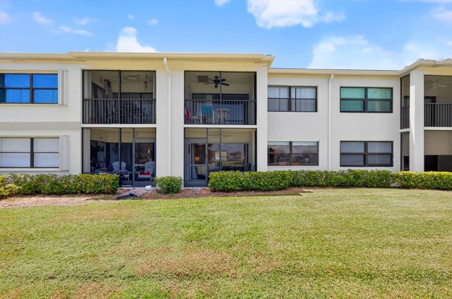 12790 Briarlake Drive 103, Palm Beach Gardens, FL 33418