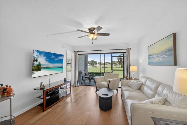 12790 Briarlake Drive 103, Palm Beach Gardens, FL 33418