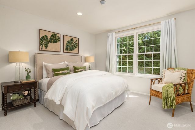 2400 100th Avenue NE, Bellevue, WA 98004