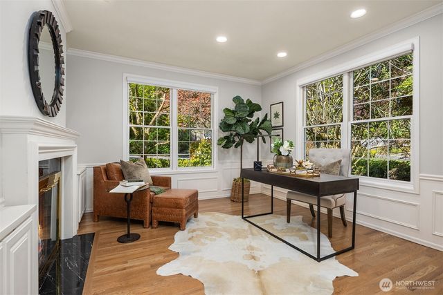 2400 100th Avenue NE, Bellevue, WA 98004