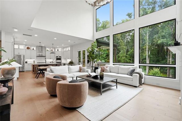 13390 Bishops Court, Roswell, GA 30075