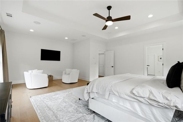 13390 Bishops Court, Roswell, GA 30075