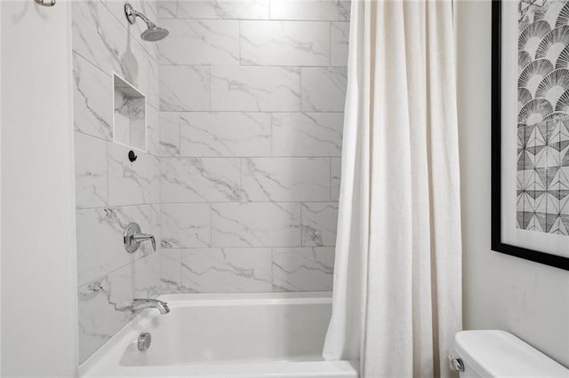 13390 Bishops Court, Roswell, GA 30075