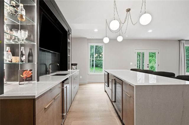 13390 Bishops Court, Roswell, GA 30075