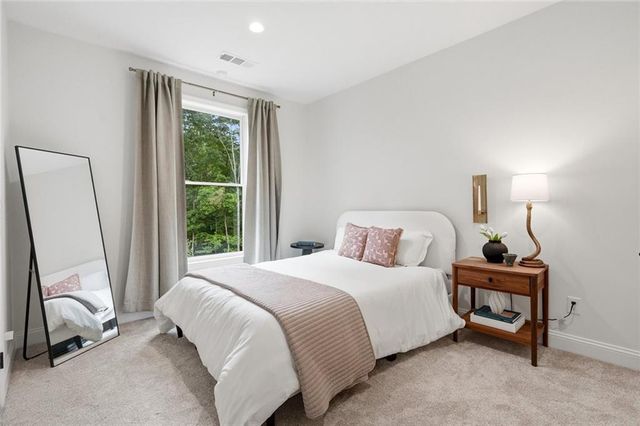 13390 Bishops Court, Roswell, GA 30075