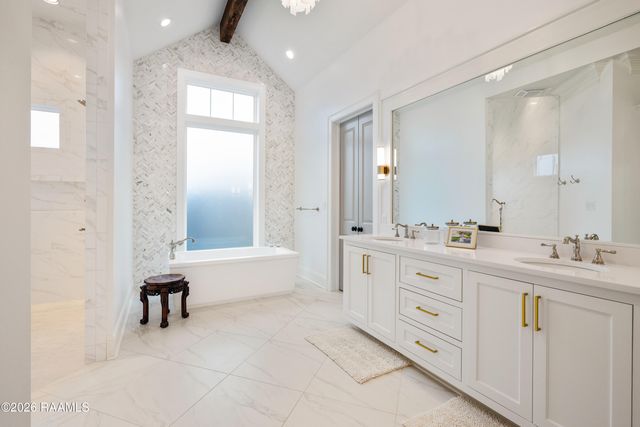 303 Harvest Creek Lane, Lafayette, LA 70508