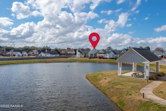 303 Harvest Creek Lane, Lafayette, LA 70508