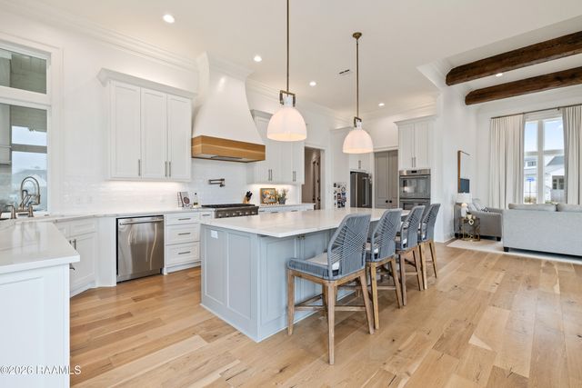 303 Harvest Creek Lane, Lafayette, LA 70508