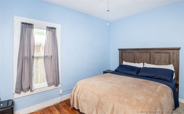 943 E Maple Street, Jeffersonville, IN 47130
