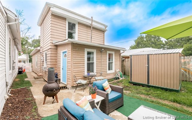 943 E Maple Street, Jeffersonville, IN 47130