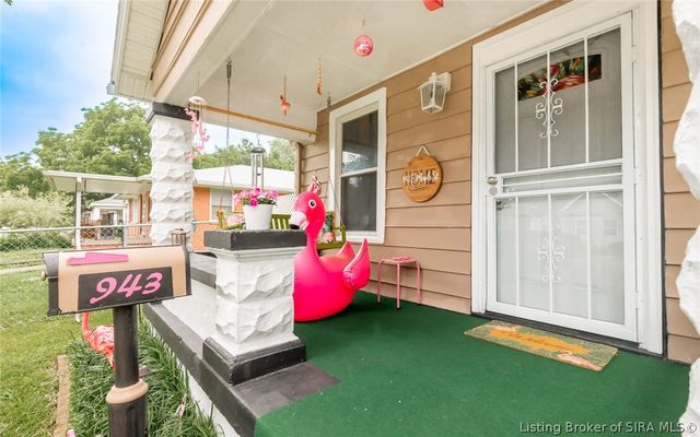 943 E Maple Street, Jeffersonville, IN 47130