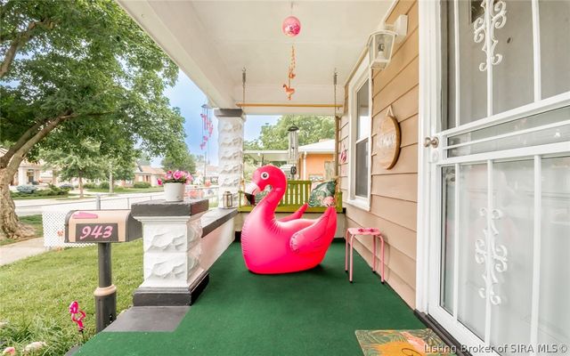 943 E Maple Street, Jeffersonville, IN 47130