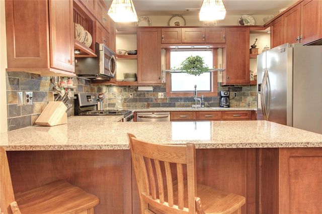 1834 N Best Friend Lane, Fayetteville, AR 72704