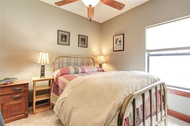1834 N Best Friend Lane, Fayetteville, AR 72704