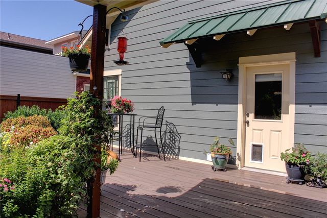 1834 N Best Friend Lane, Fayetteville, AR 72704