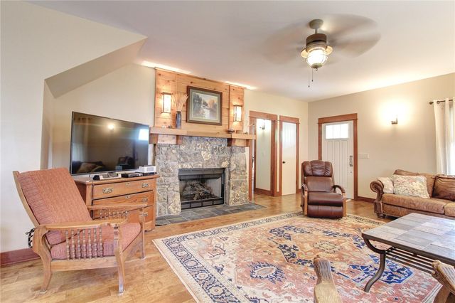 1834 N Best Friend Lane, Fayetteville, AR 72704