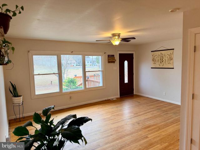 478 MAIN ST, Cedarville, NJ 08311