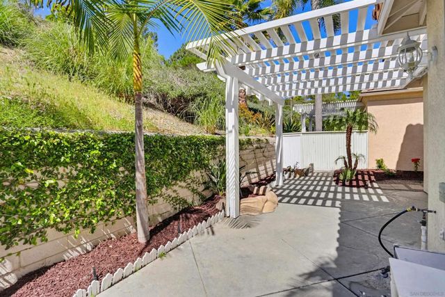 1983 Courage St, Vista, CA 92081