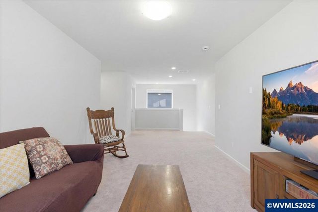 5954 Henshaw St SE, Albany, OR 97322