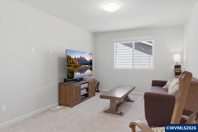 5954 Henshaw St SE, Albany, OR 97322