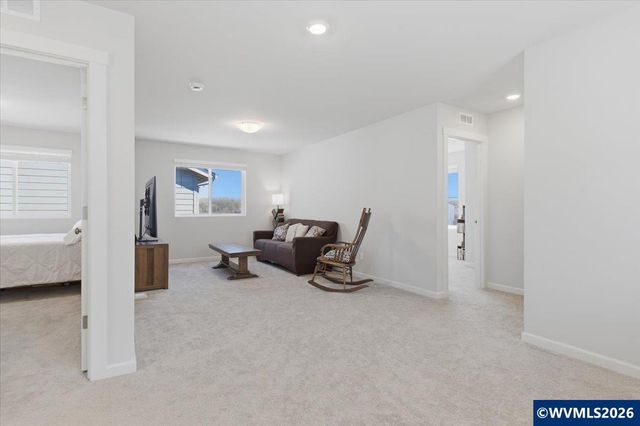 5954 Henshaw St SE, Albany, OR 97322