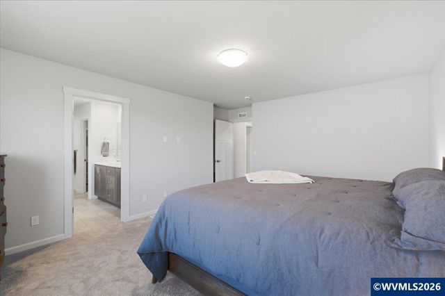 5954 Henshaw St SE, Albany, OR 97322