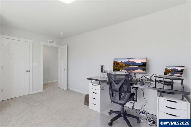 5954 Henshaw St SE, Albany, OR 97322