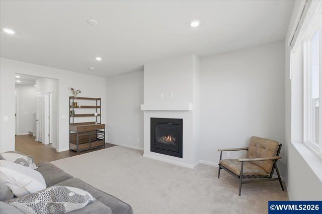 5954 Henshaw St SE, Albany, OR 97322