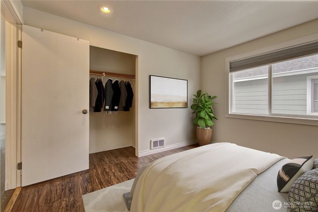 733 104th Street, Seattle, WA 98133