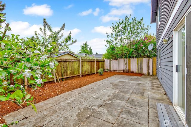 733 104th Street, Seattle, WA 98133
