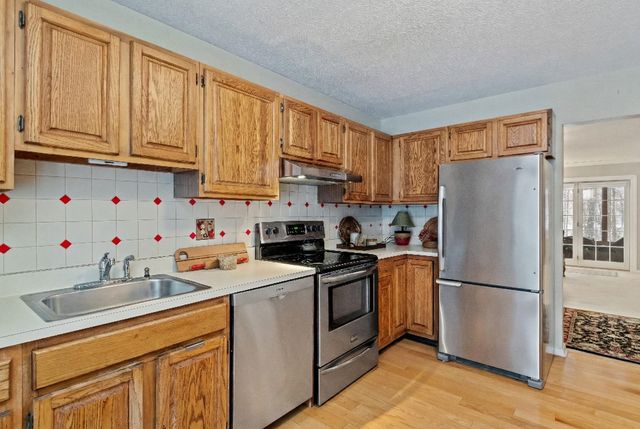 K3 Stonehedge Drive, South Burlington, VT 05403