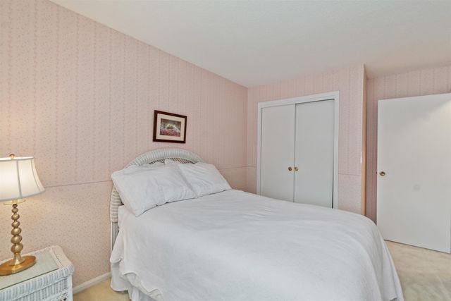 K3 Stonehedge Drive, South Burlington, VT 05403