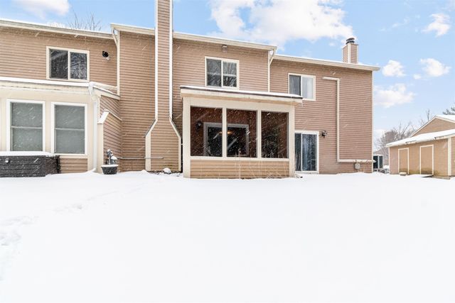 K3 Stonehedge Drive, South Burlington, VT 05403