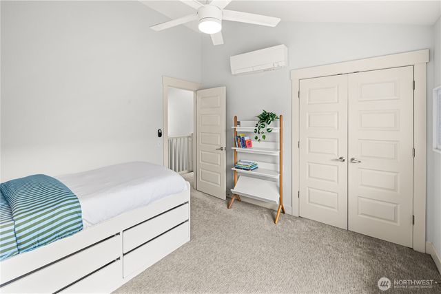 925 Martin Luther King Jr Way, Seattle, WA 98122