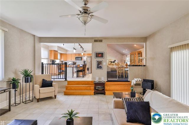 930 Springhouse Road, Allentown City, PA 18104