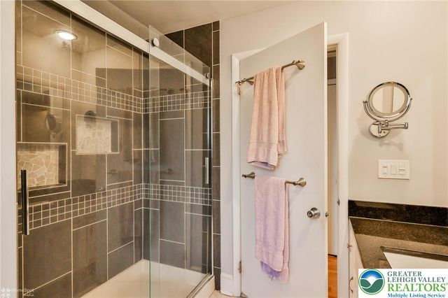 930 Springhouse Road, Allentown City, PA 18104