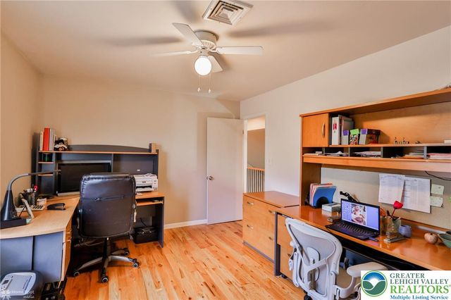 930 Springhouse Road, Allentown City, PA 18104