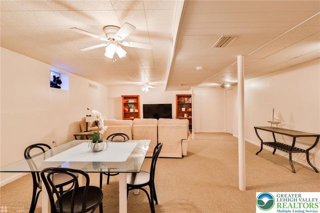 930 Springhouse Road, Allentown City, PA 18104