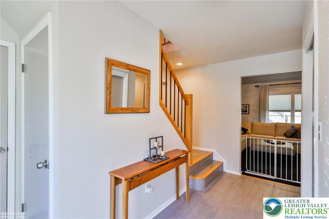 930 Springhouse Road, Allentown City, PA 18104