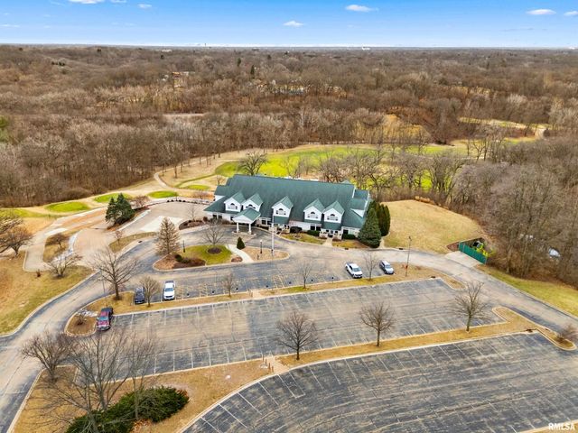 5228 N WEAVERRIDGE Boulevard, Peoria, IL 61615